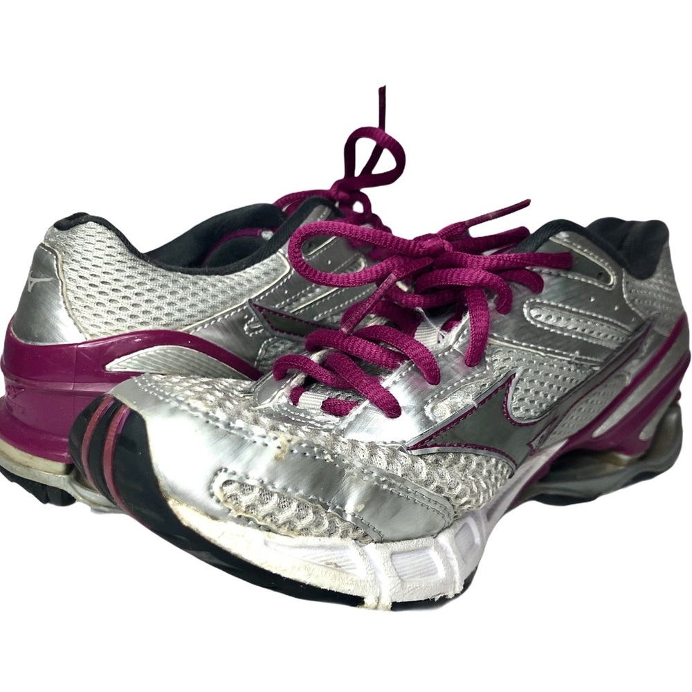 Mizuno Running Training Athletic Sneakers Size 7.5